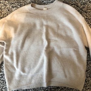 cream h&m sweater
